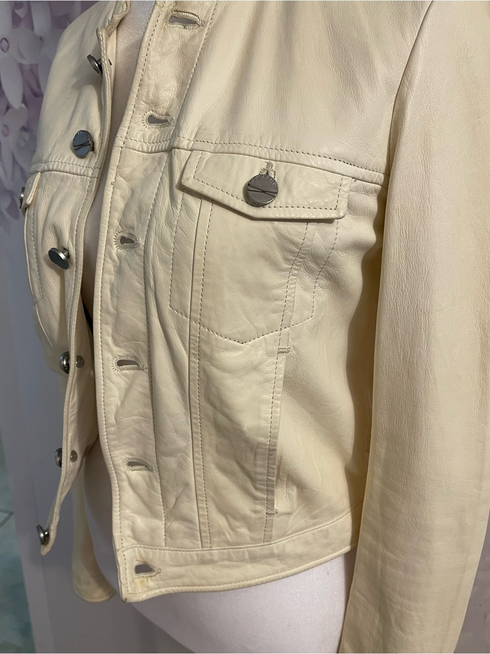 Lamarque Cream Button-Front Jean Jacket - Picture 7 of 9